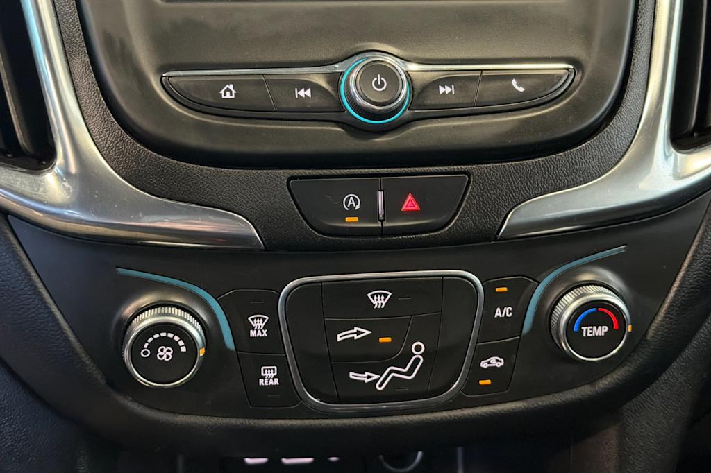 Thumbnail: 2022 Chevrolet Equinox - 25