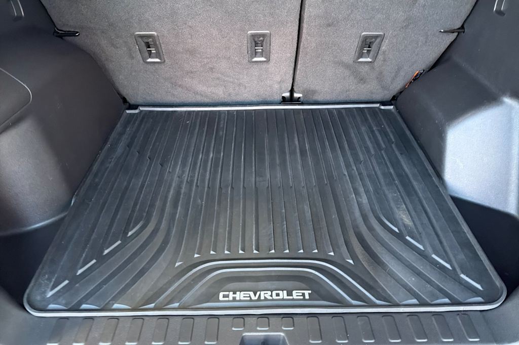 Thumbnail: 2022 Chevrolet Equinox - 16