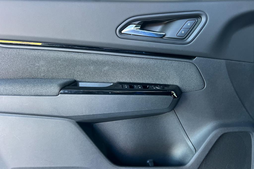 Thumbnail: 2025 Honda Prologue - 20