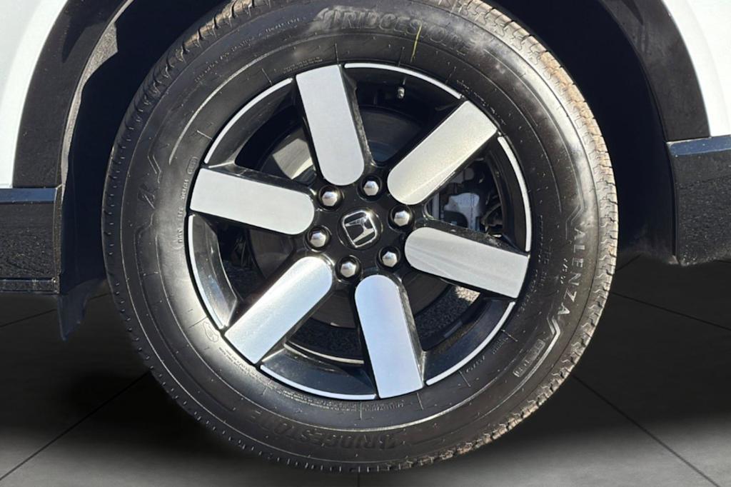 Thumbnail: 2026 Honda Prologue - 8