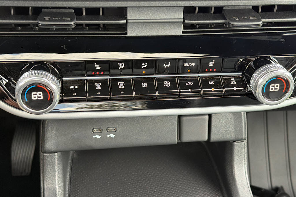Thumbnail: 2026 Honda Prologue - 21