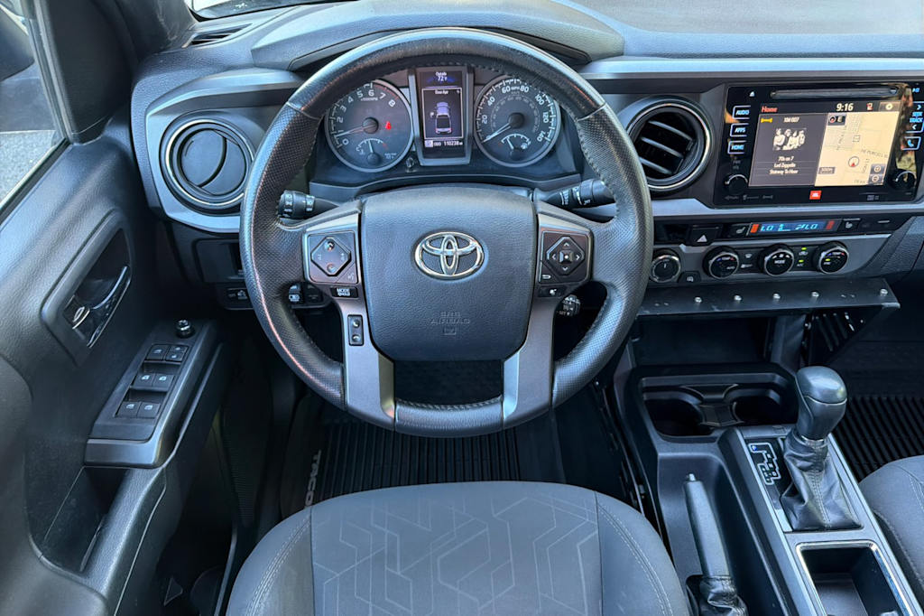 Thumbnail: 2017 Toyota Tacoma - 6