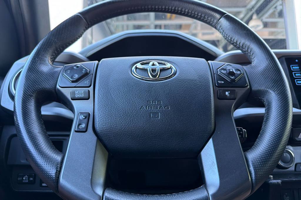Thumbnail: 2017 Toyota Tacoma - 26