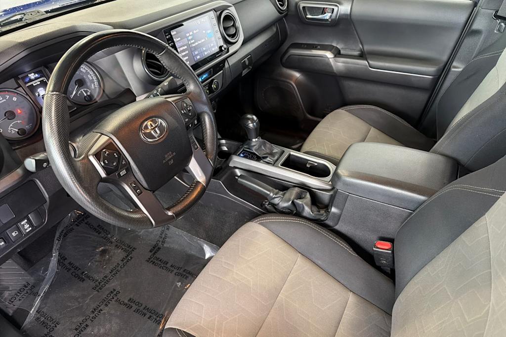 Thumbnail: 2022 Toyota Tacoma - 7