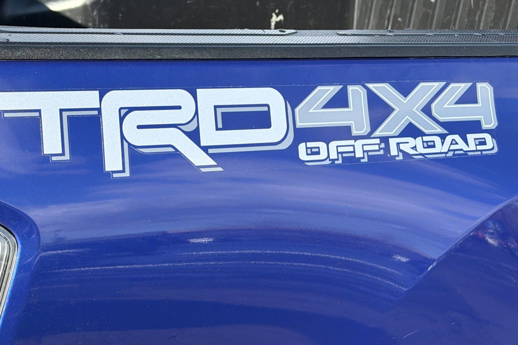 Thumbnail: 2022 Toyota Tacoma - 5