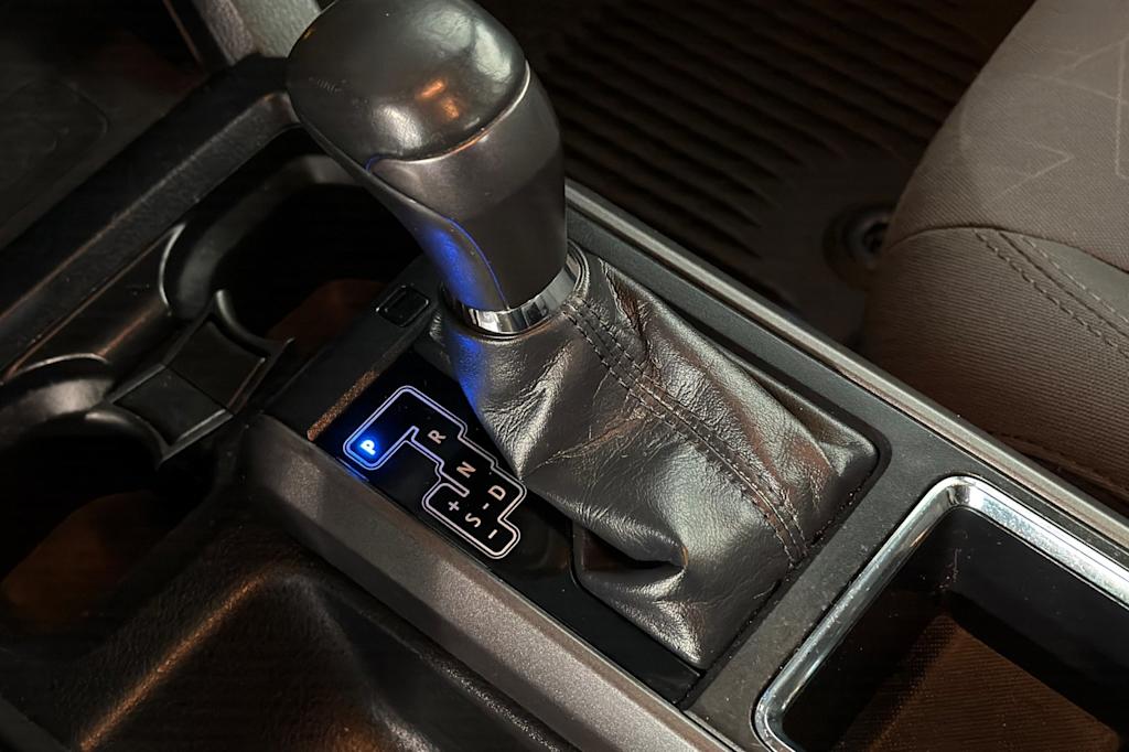 Thumbnail: 2019 Toyota Tacoma - 14