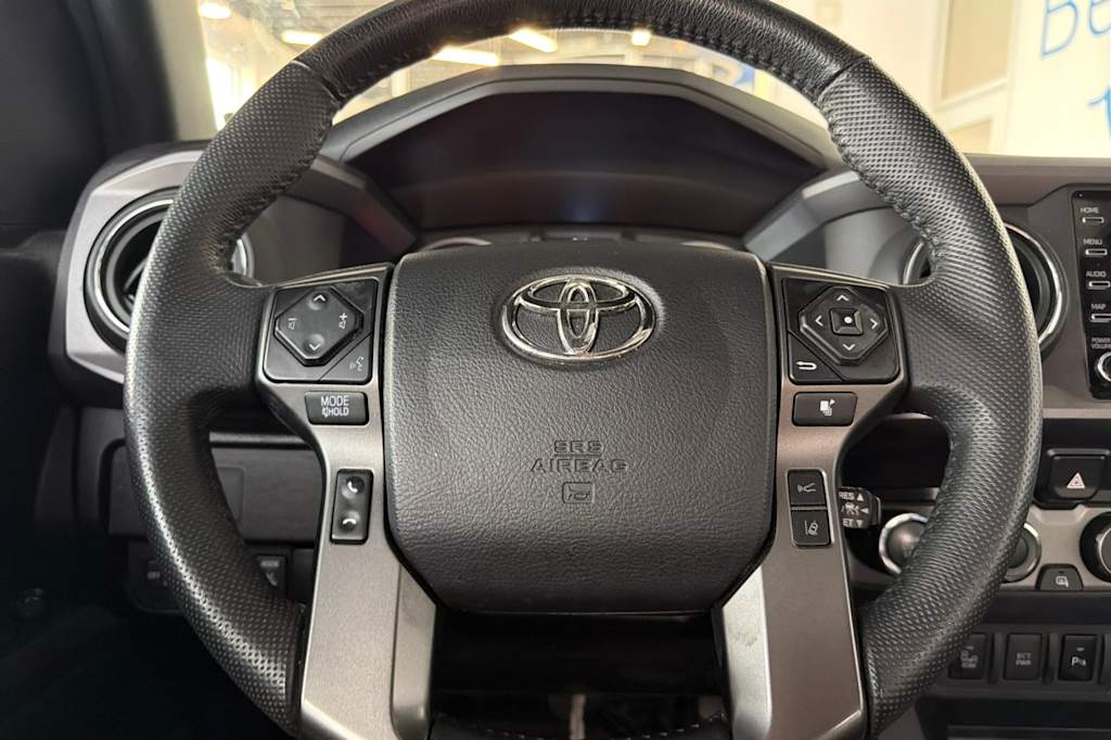 Thumbnail: 2021 Toyota Tacoma - 25