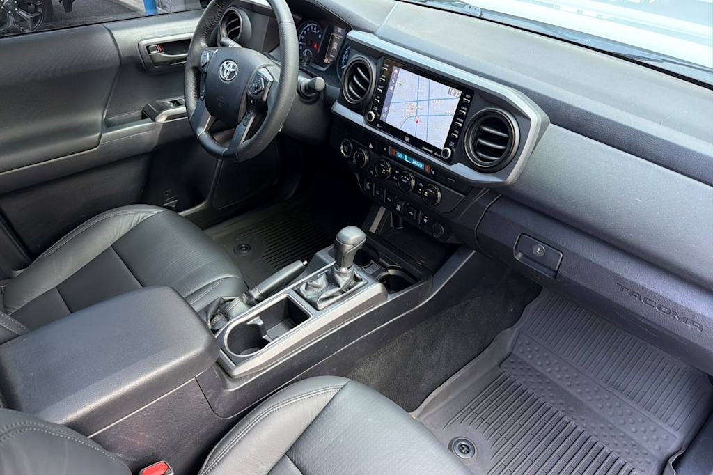 Thumbnail: 2021 Toyota Tacoma - 10