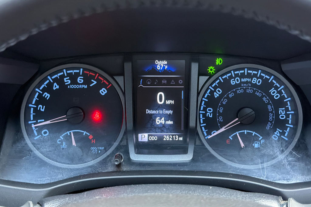 Thumbnail: 2021 Toyota Tacoma - 13