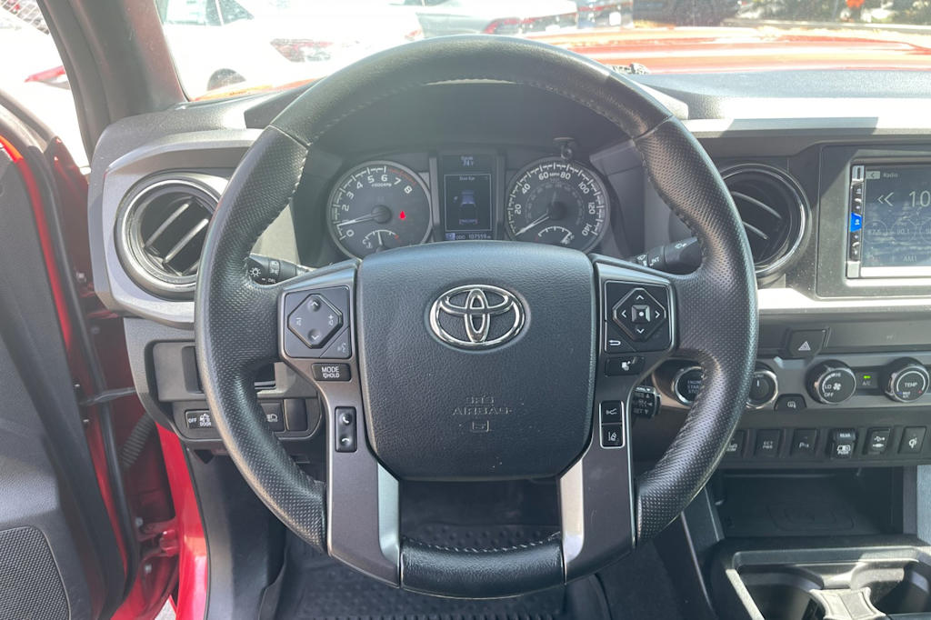 Thumbnail: 2019 Toyota Tacoma - 8