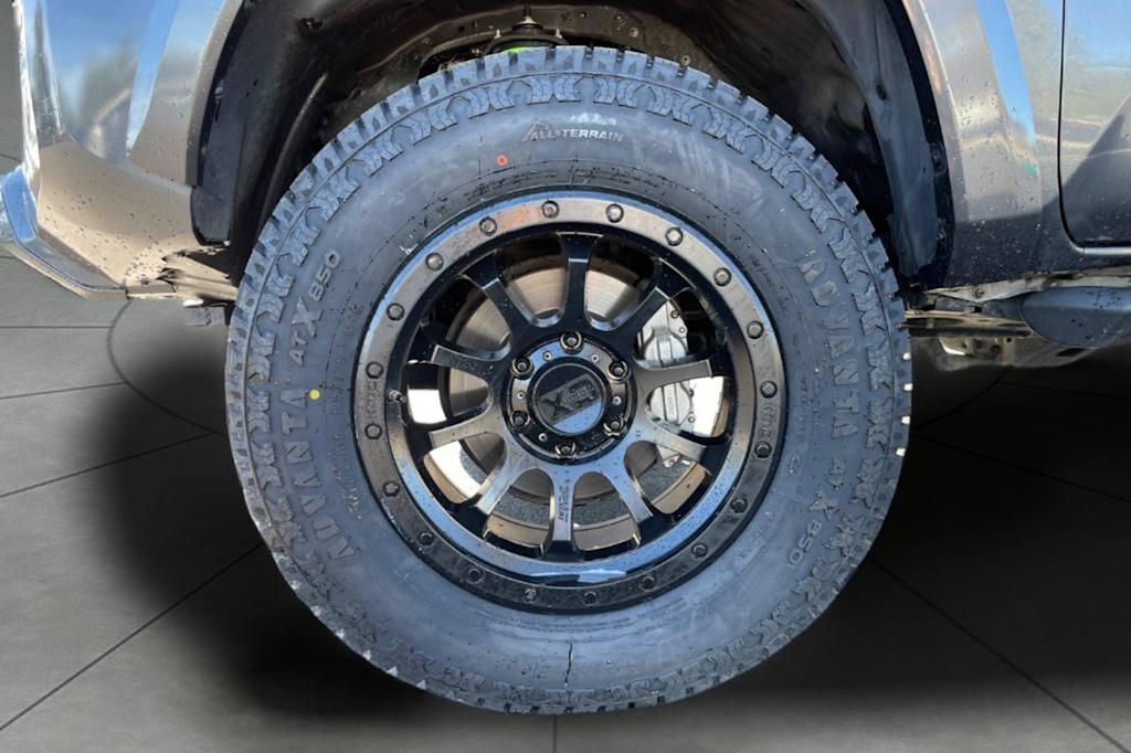 Thumbnail: 2021 Toyota Tacoma - 7