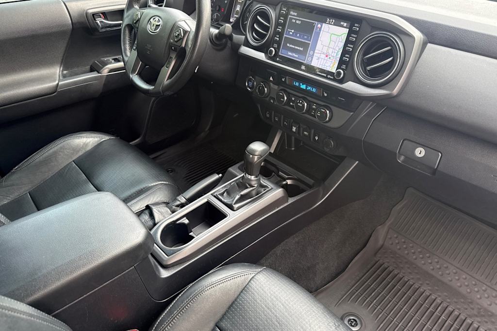 Thumbnail: 2021 Toyota Tacoma - 10