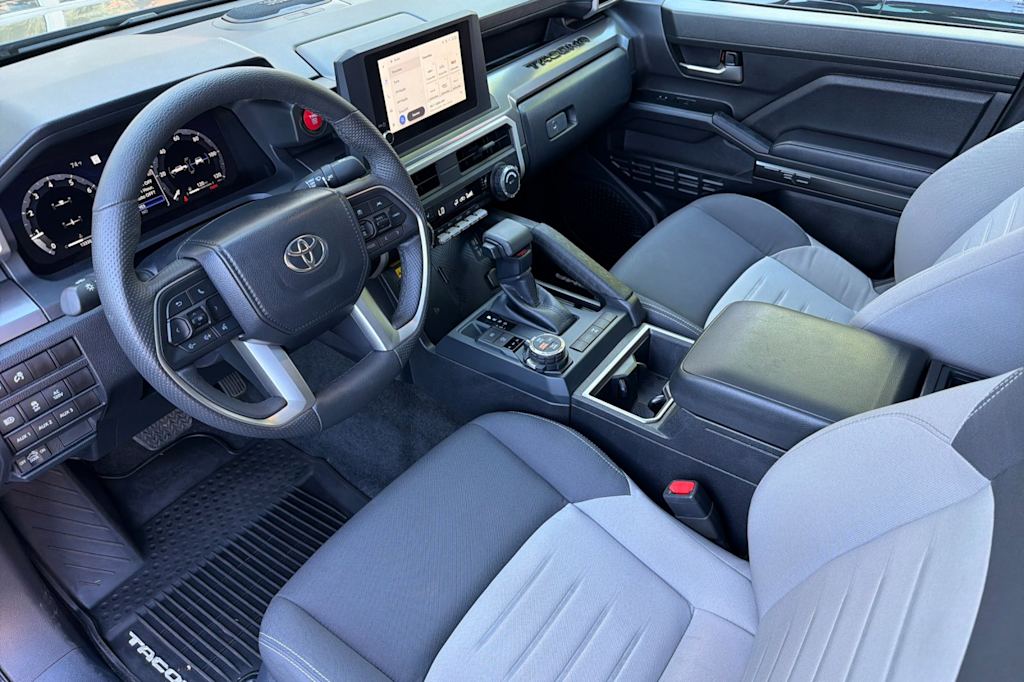 Thumbnail: 2024 Toyota Tacoma - 9
