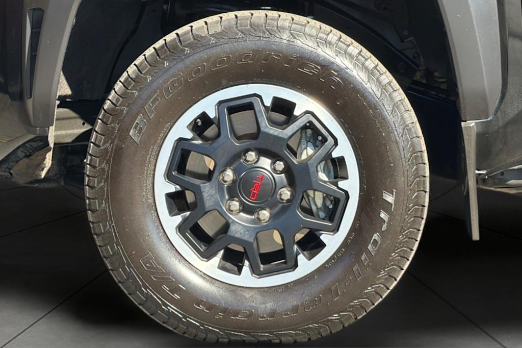 Thumbnail: 2024 Toyota Tacoma - 8