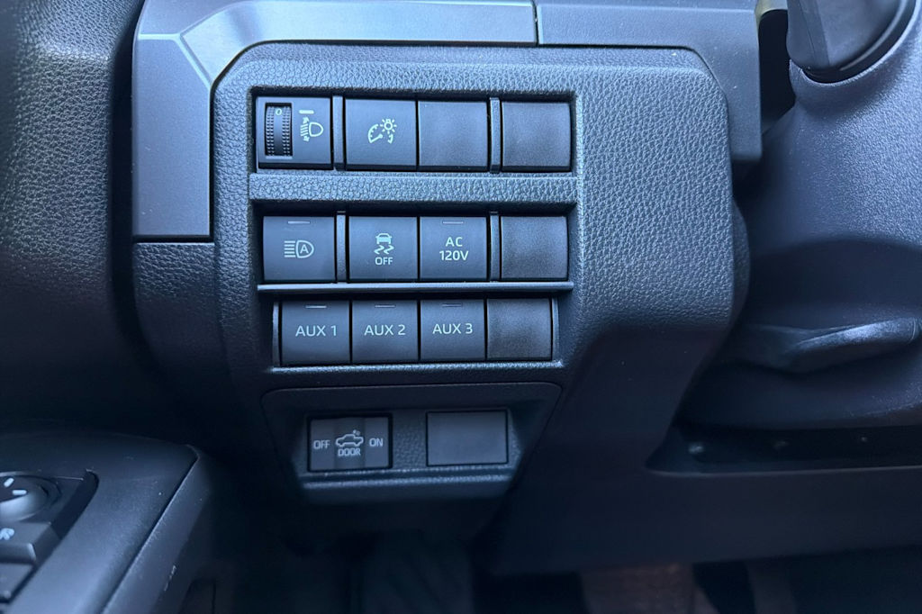 Thumbnail: 2024 Toyota Tacoma - 27