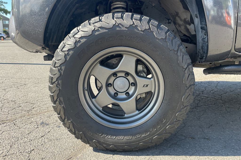 Thumbnail: 2015 Toyota Tacoma - 7
