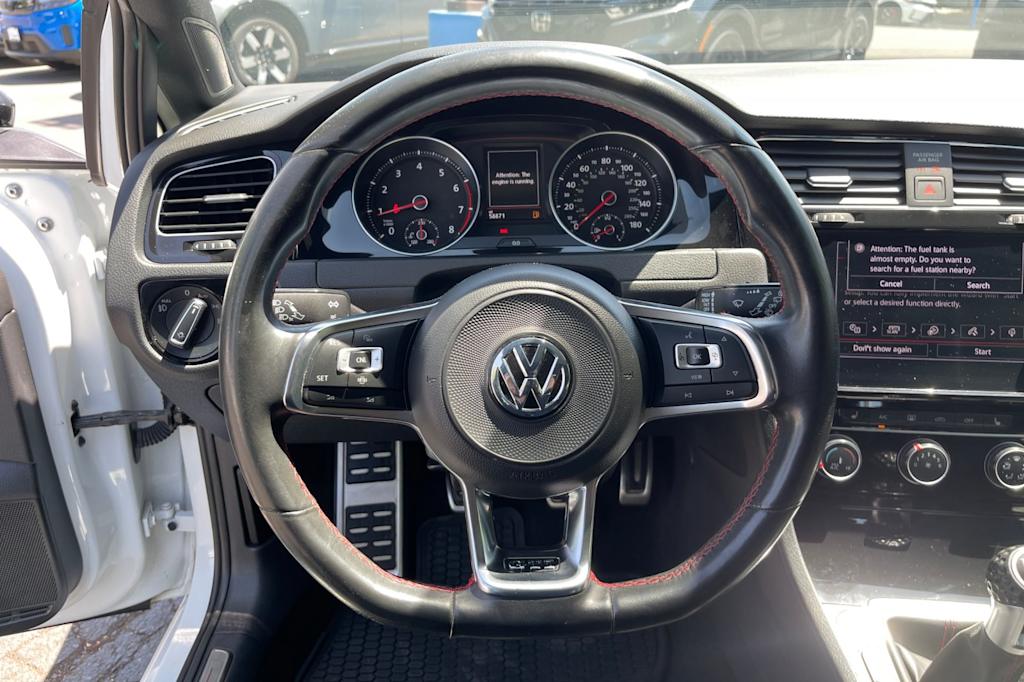 Thumbnail: 2021 Volkswagen Golf - 9