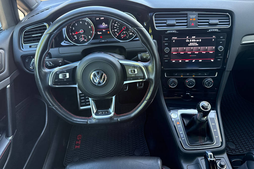 Thumbnail: 2021 Volkswagen Golf - 11