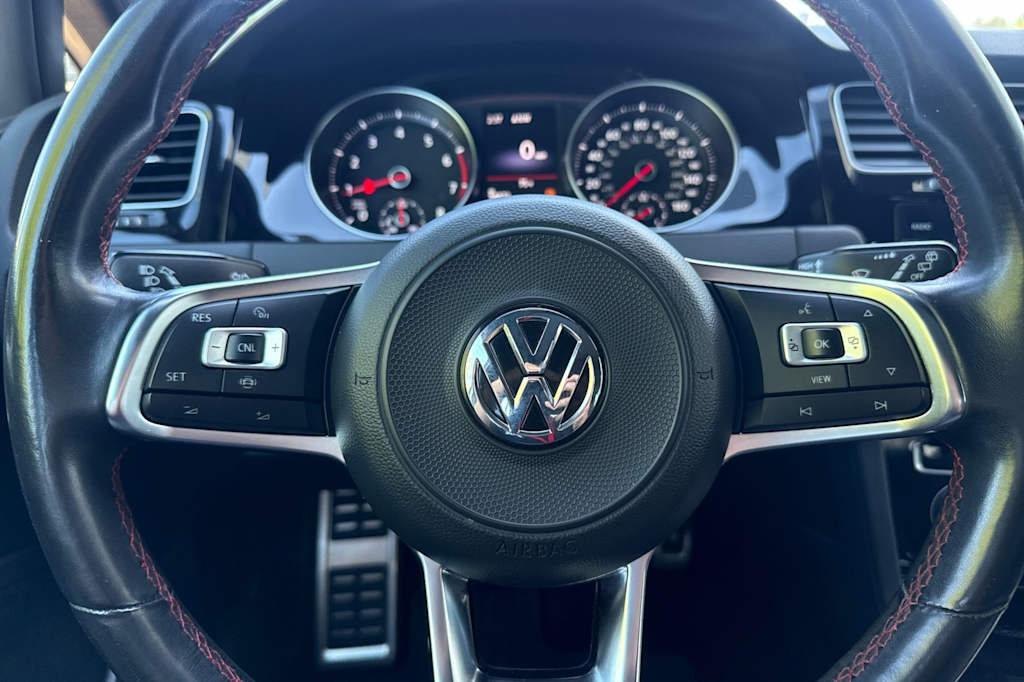Thumbnail: 2021 Volkswagen Golf - 28