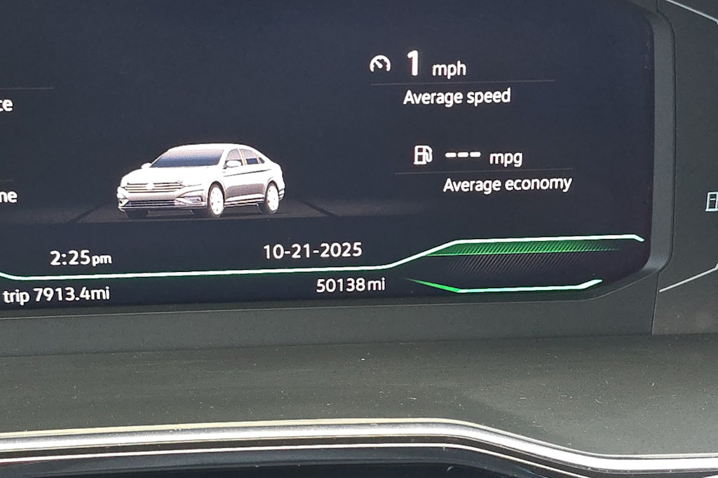 Thumbnail: 2019 Volkswagen Jetta - 27