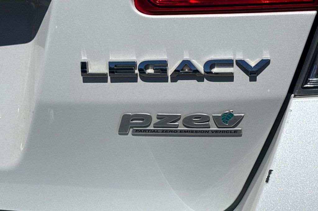 Thumbnail: 2010 Subaru Legacy - 7