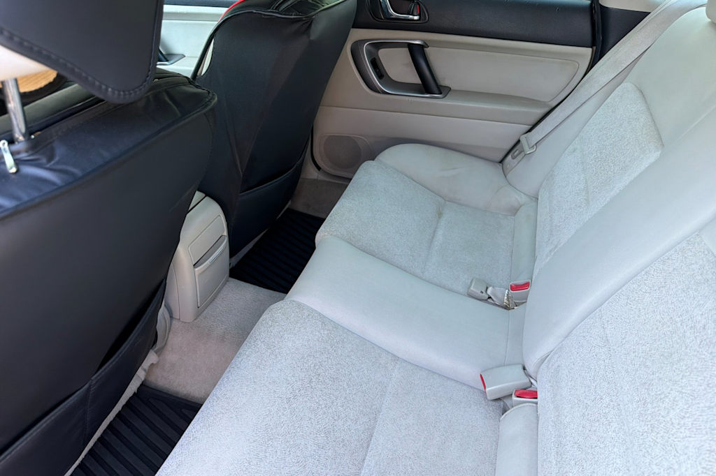Thumbnail: 2008 Subaru Outback - 10