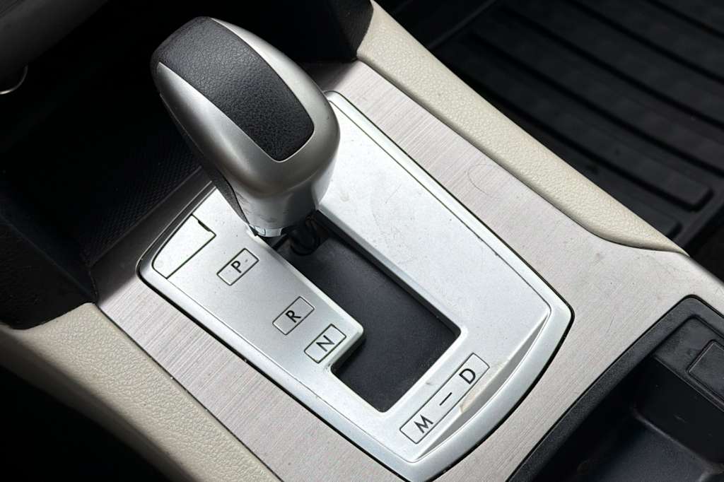 Thumbnail: 2014 Subaru Outback - 14