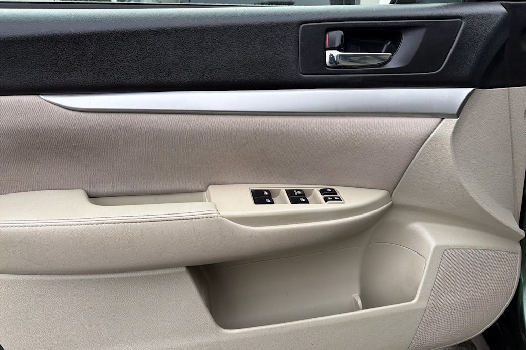 Thumbnail: 2014 Subaru Outback - 21