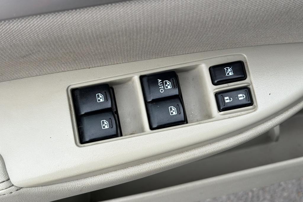 Thumbnail: 2014 Subaru Outback - 22