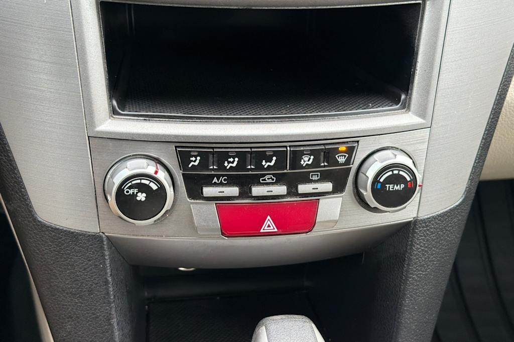 Thumbnail: 2014 Subaru Outback - 24