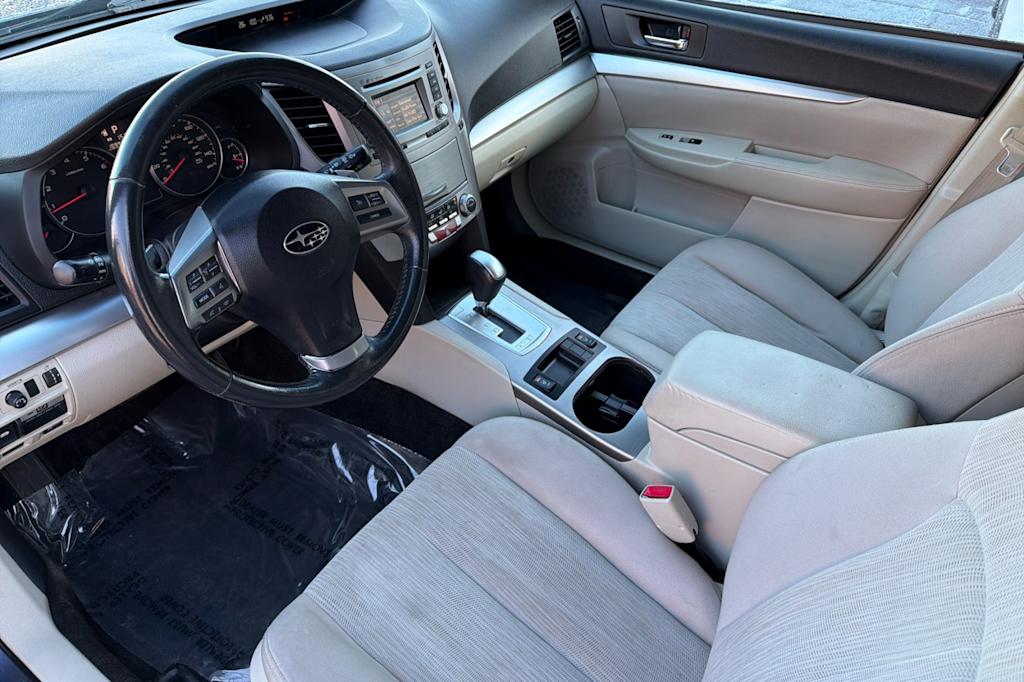 Thumbnail: 2014 Subaru Outback - 9