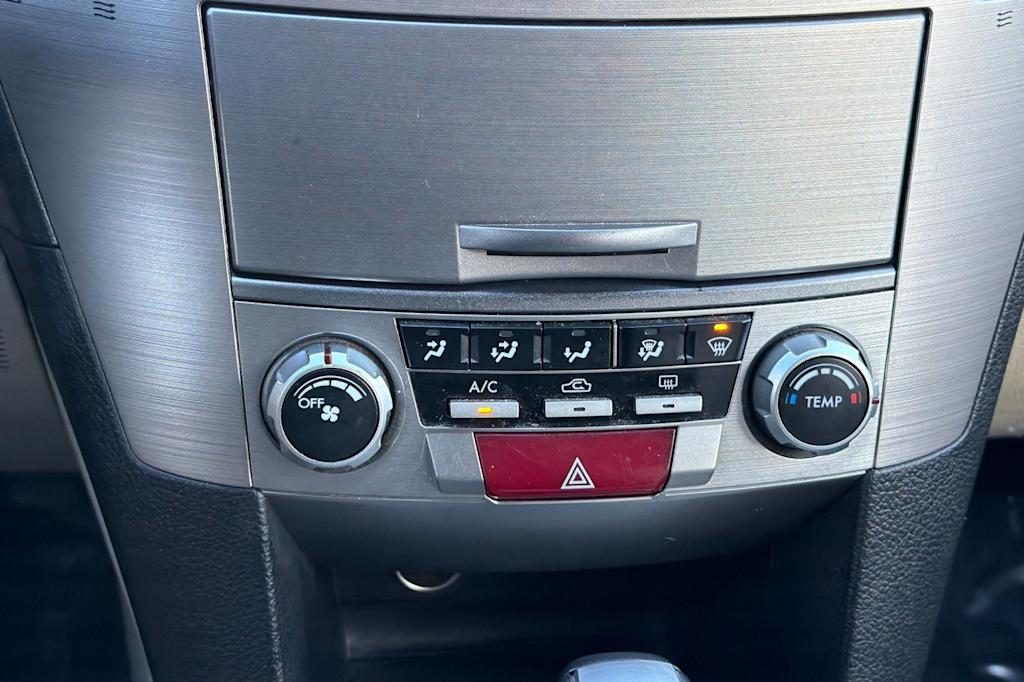 Thumbnail: 2014 Subaru Outback - 24