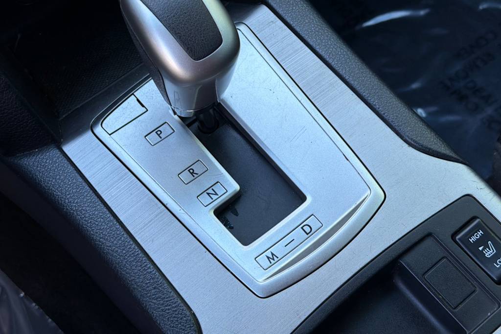 Thumbnail: 2010 Subaru Outback - 14