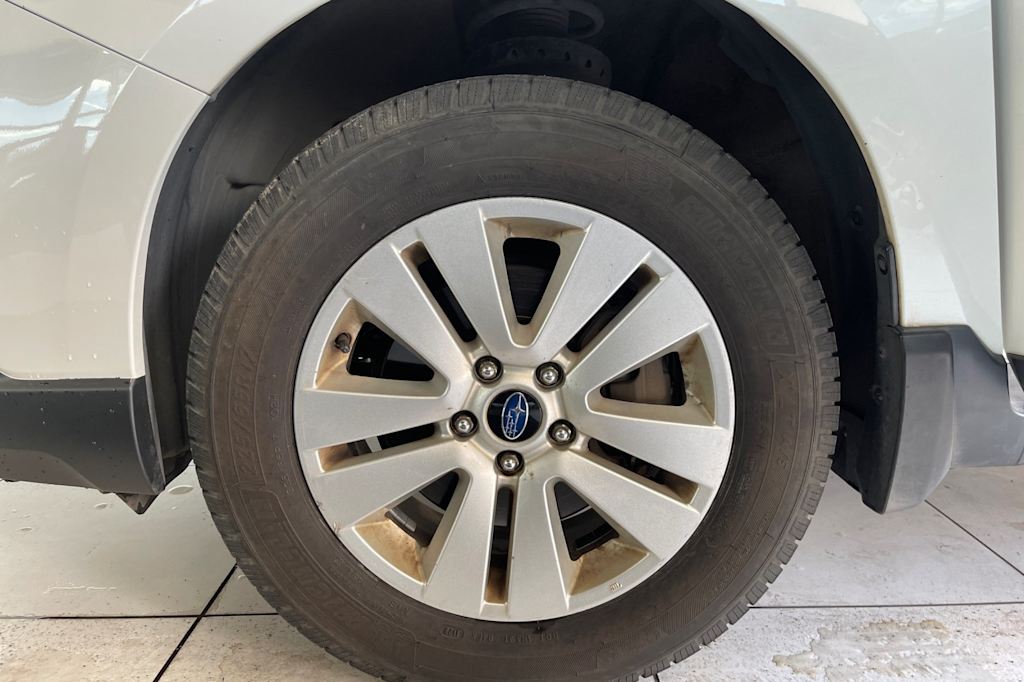 Thumbnail: 2015 Subaru Outback - 7