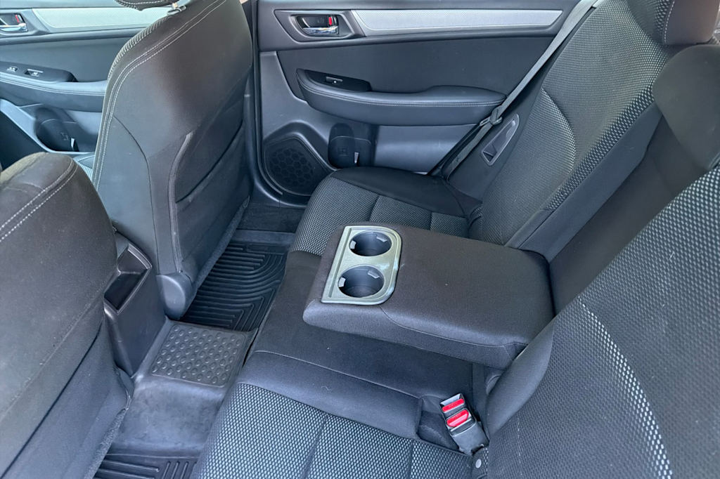 Thumbnail: 2015 Subaru Outback - 9