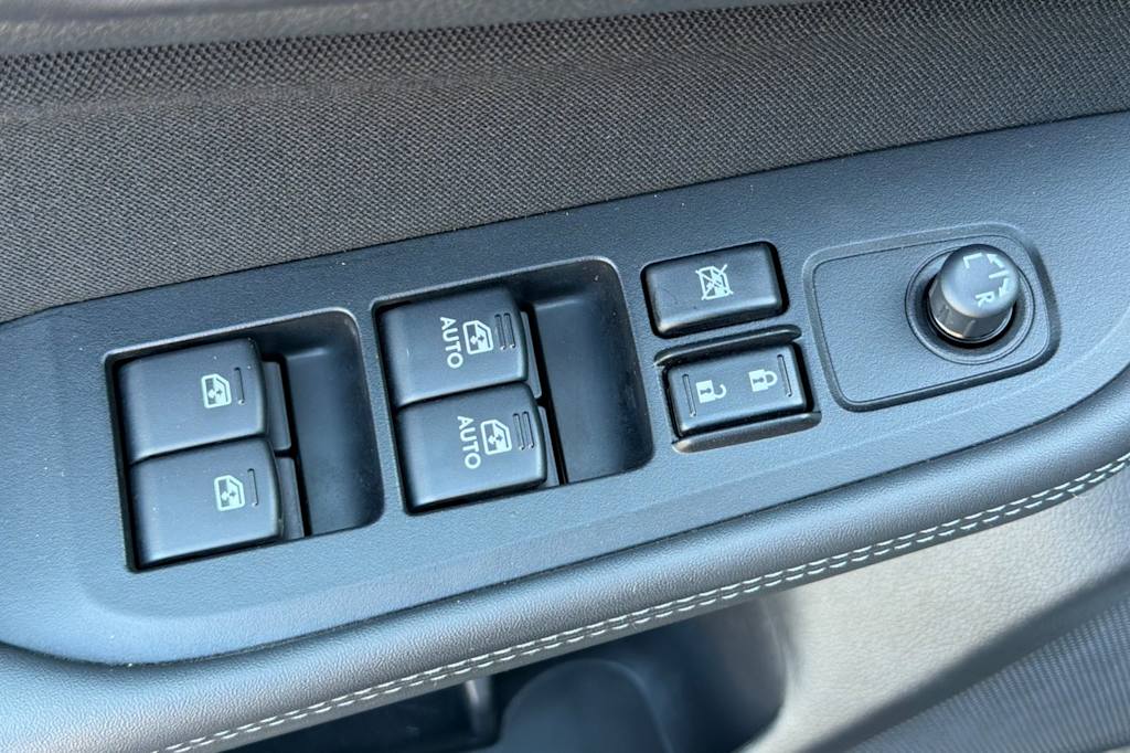 Thumbnail: 2015 Subaru Outback - 22