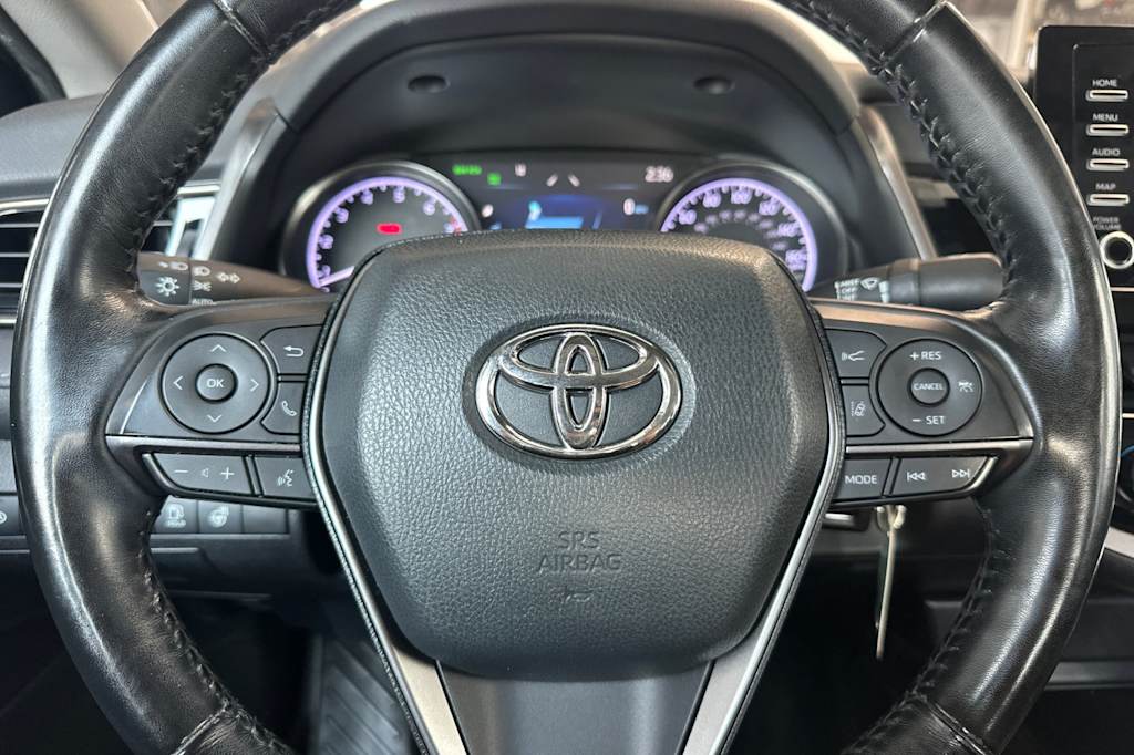 Thumbnail: 2022 Toyota Camry - 25