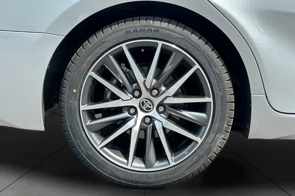 Thumbnail: 2022 Toyota Camry - 7
