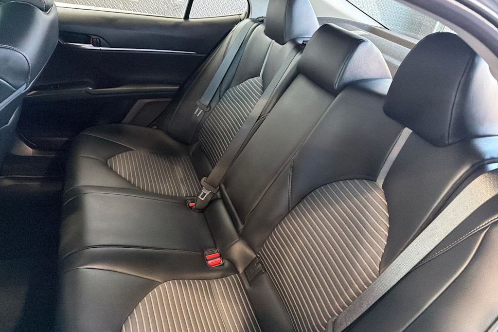 Thumbnail: 2023 Toyota Camry - 10