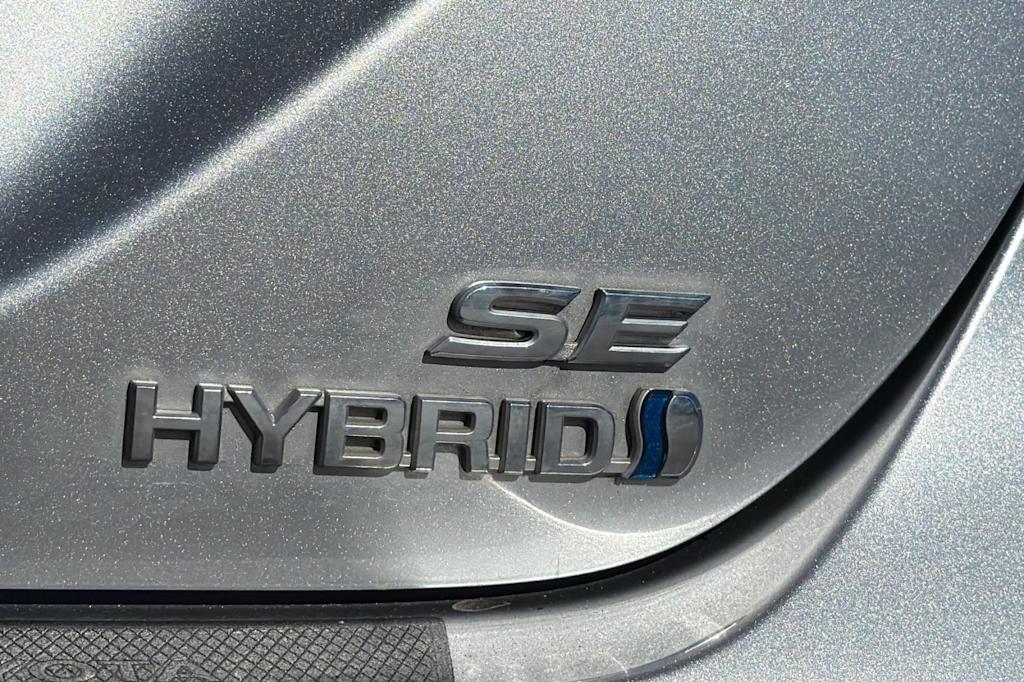 Thumbnail: 2023 Toyota Camry - 7