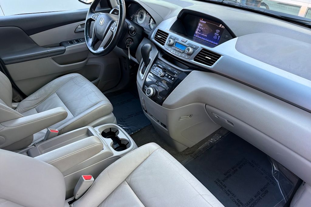 Thumbnail: 2012 Honda Odyssey - 12