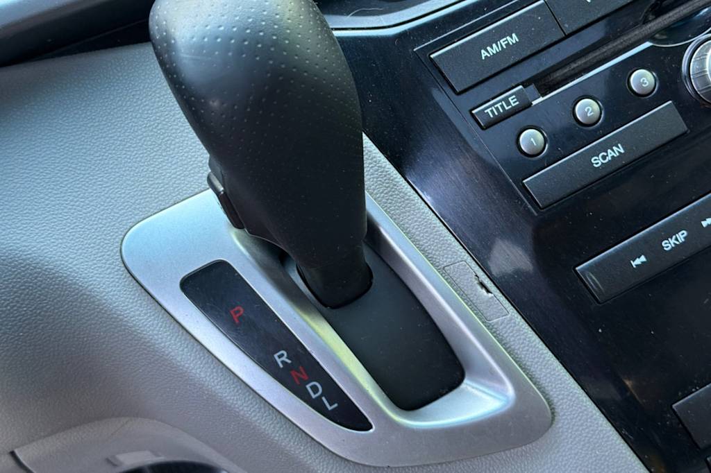 Thumbnail: 2012 Honda Odyssey - 26