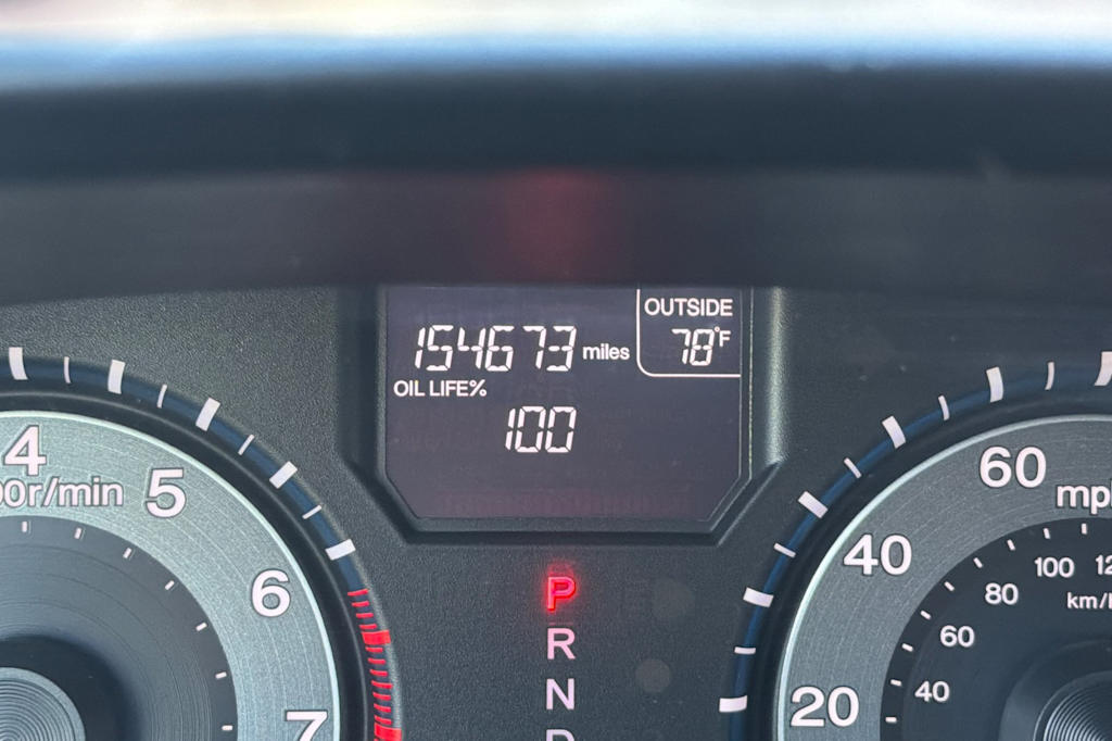 Thumbnail: 2012 Honda Odyssey - 28