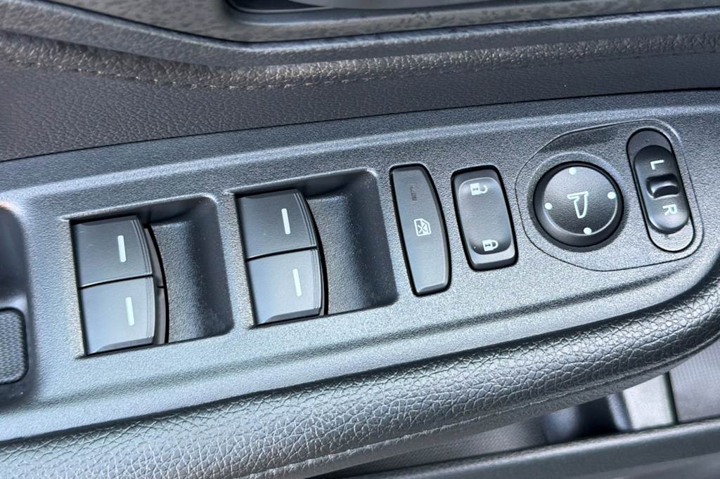Thumbnail: 2026 Honda Odyssey - 21