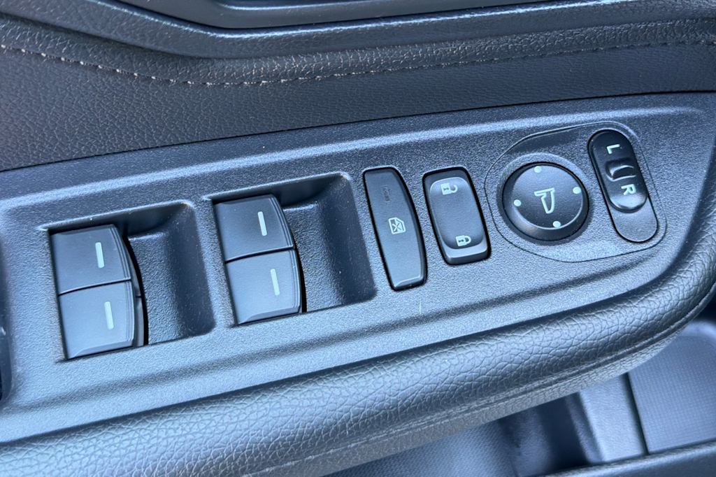 Thumbnail: 2025 Honda Odyssey - 20