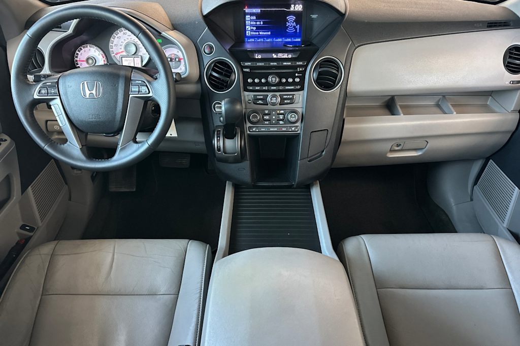 Thumbnail: 2015 Honda Pilot - 2