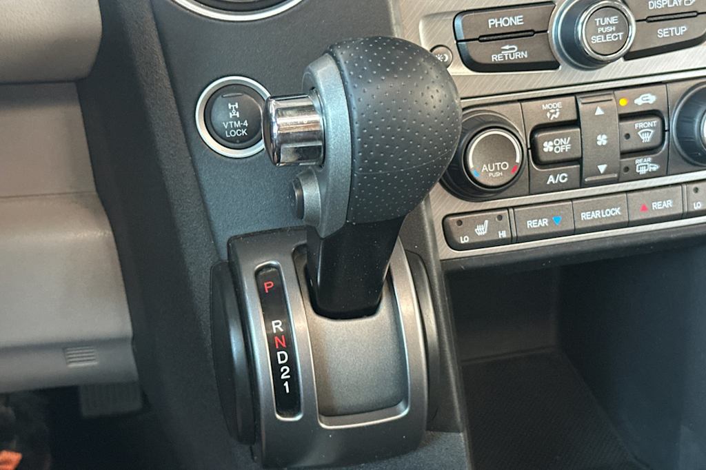 Thumbnail: 2015 Honda Pilot - 13