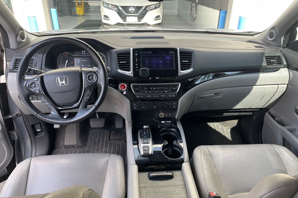 Thumbnail: 2016 Honda Pilot - 2
