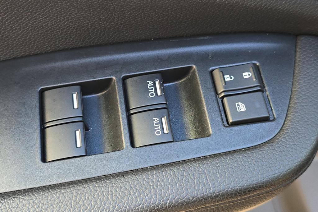 Thumbnail: 2022 Honda Pilot - 23