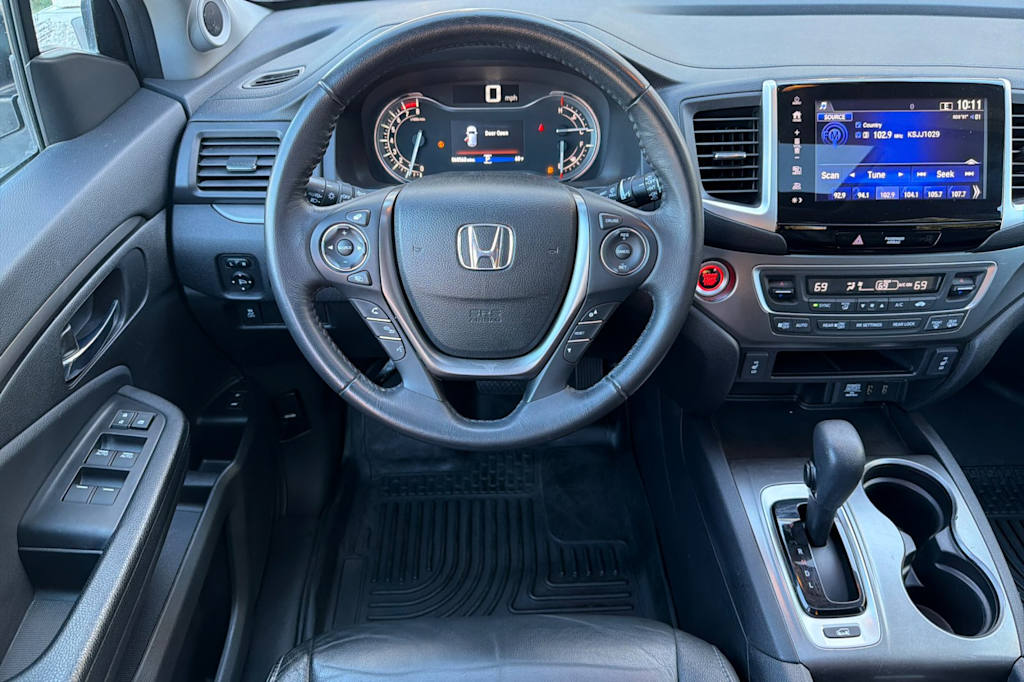Thumbnail: 2018 Honda Pilot - 11